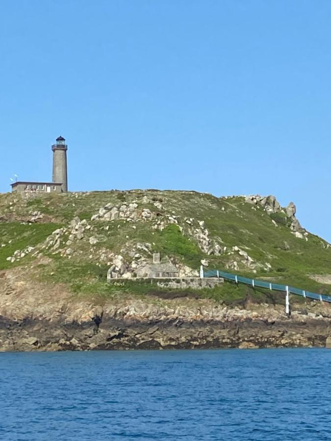 Gites Le Rucher De Kerillis Plouguiel Kültér fotó